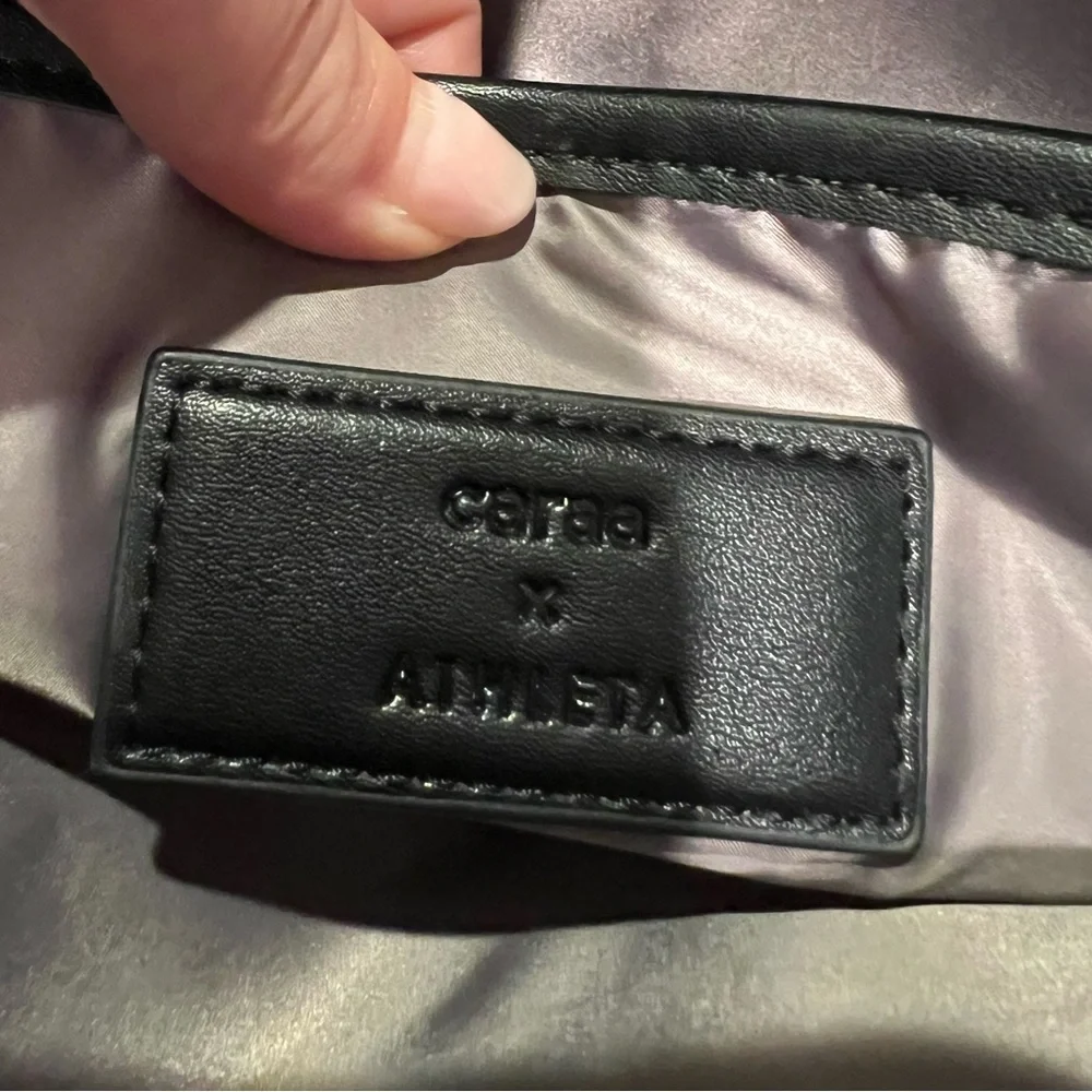 Caraa x Athleta Quilted Tech Pouch